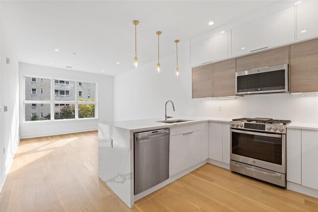 6025 JFK Blvd E Unit 506