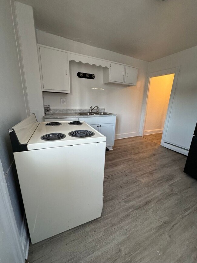 Photo - 623 Walnut St Unidad 623 Wallace St  2