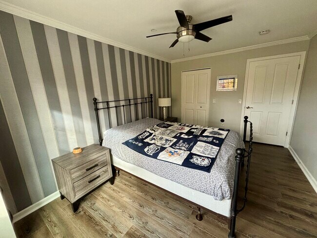 Photo - 34 School House Dr