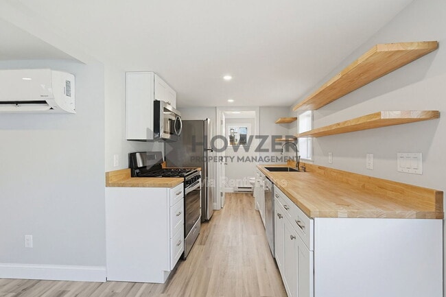 Photo - 35 Riverside Dr Unit 1R