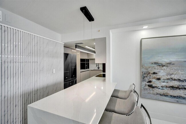 Photo - 6039 Collins Ave Unit 1736