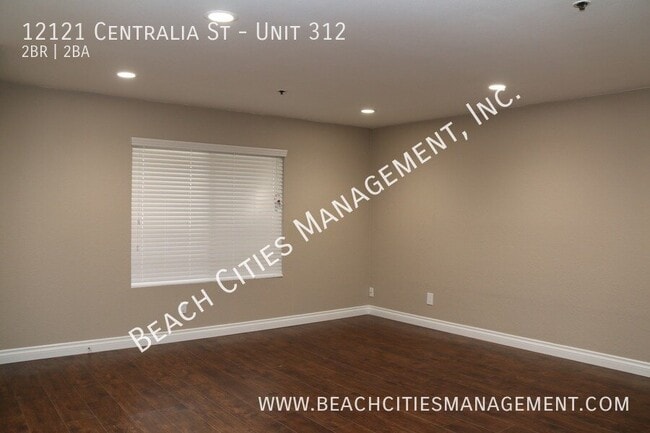12121 Centralia St Unidad 312