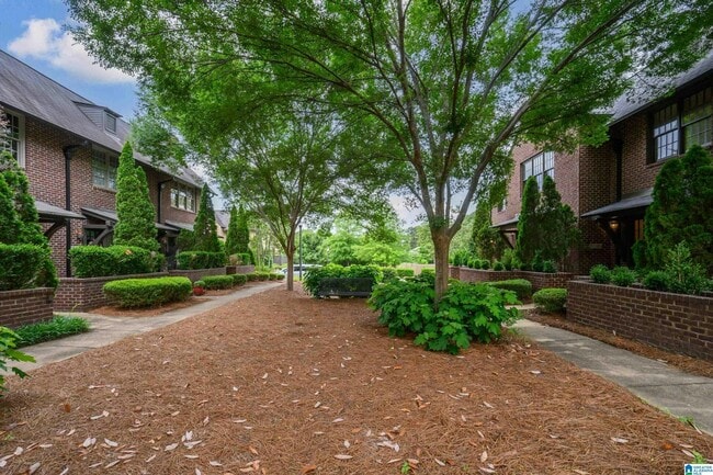 1103 Barristers Ct