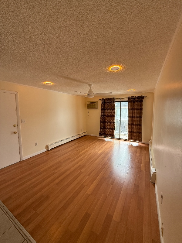 Photo - 351 Pawtucket Blvd