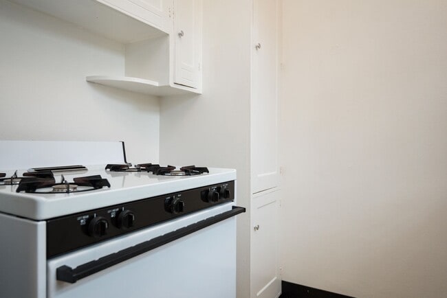 Photo - 1 Bedroom Top Floor in Beautiful Courtyard Unit 5585-4