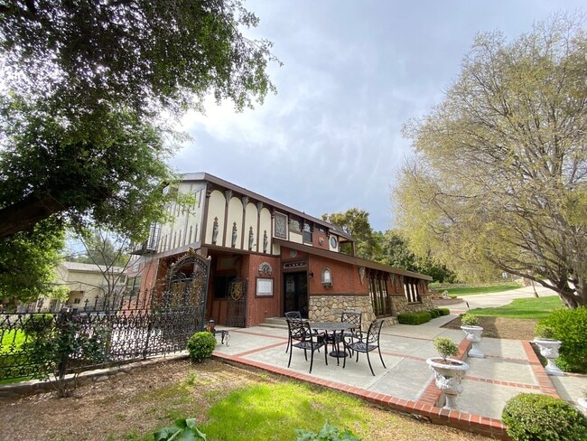 Photo - Spectacular, One of a Kind, Ojai Estate