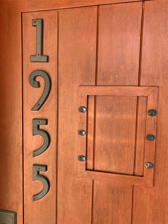 Photo - 1955 Portsmouth St