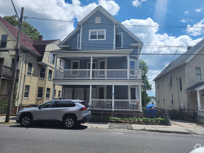 Building Photo - 120 Easton Ave Rental