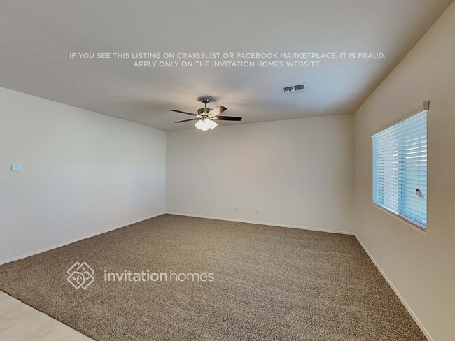 Photo - 18099 N Lakeside Ct