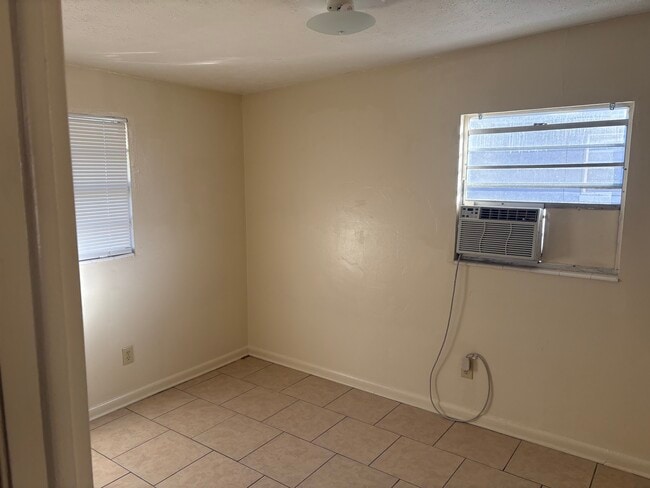 Photo - 1865 Bilodeau Ct Unit 1865