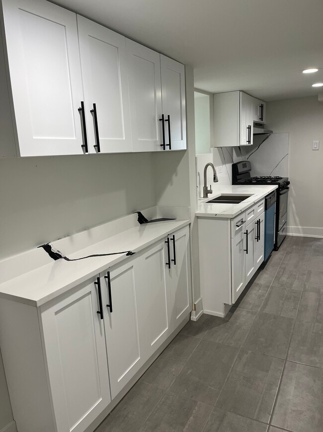 5624 N Marmora Ave Unit Garden