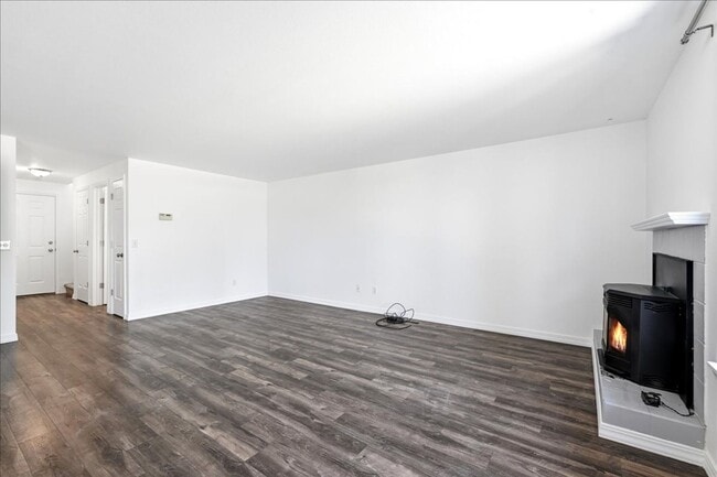 Photo - 3 Bedroom 2.5 Bathroom Townhouse in Southeast Boise