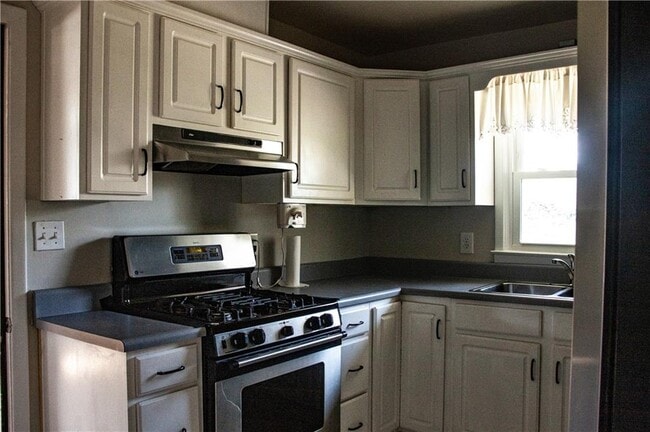 Photo - 2310 Poplar Springs Dr NE