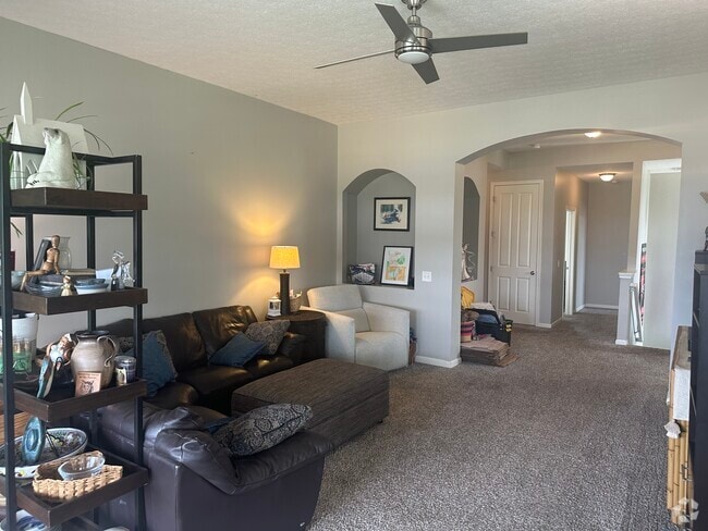 Building Photo - 5914 Bluestone Way Unit 5914 Bluestone Way Rental