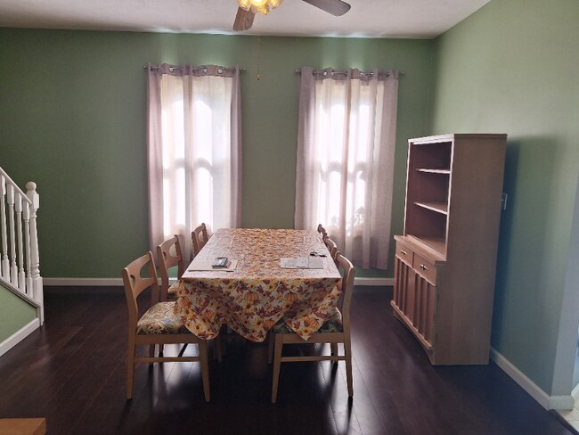 Photo - 116 W 3rd St