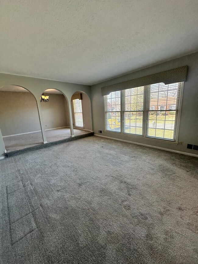 Photo - 3BR/3BA Home for Rent in J-town with Two Gar Garage and Large Deck!