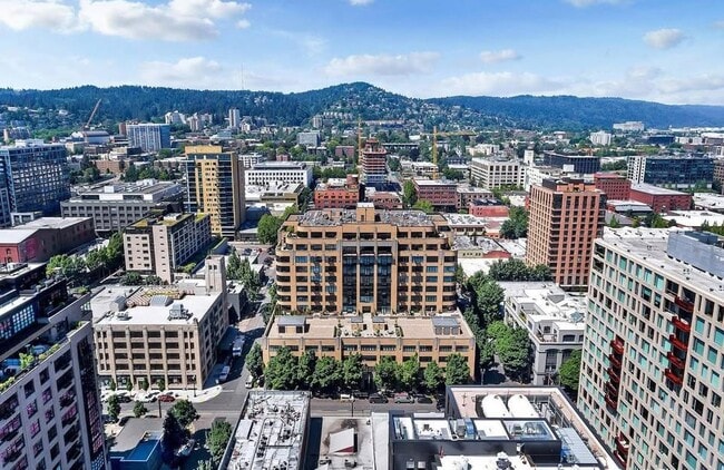 Photo - 420 NW 11th Ave Unit 709