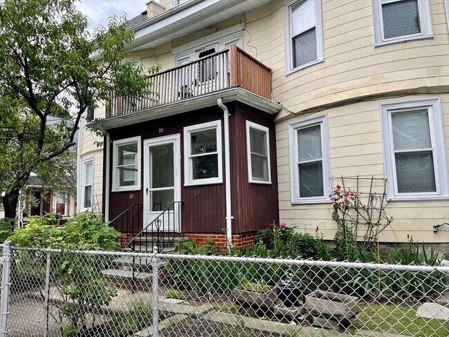 Photo - 20 Coolidge Rd Unidad 2