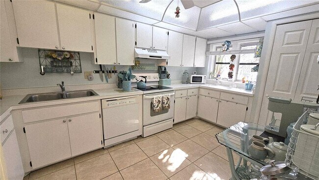 Photo - 93 Boundary Blvd Unit 303