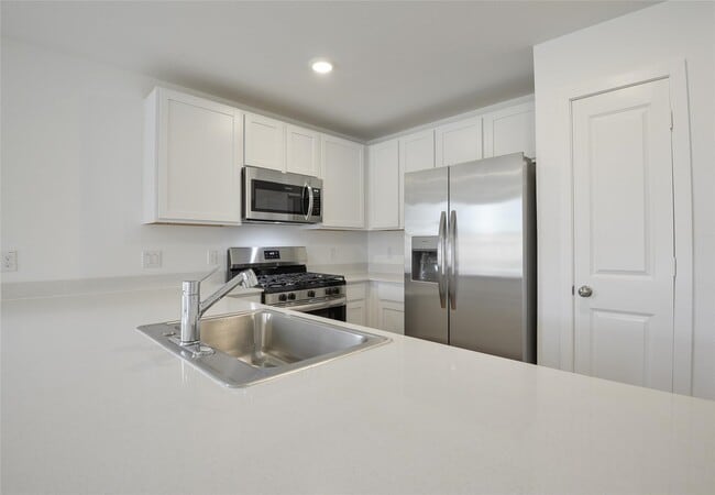 Photo - 13746 Kit Run