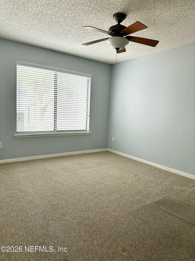 Photo - 341 Redwood Ln