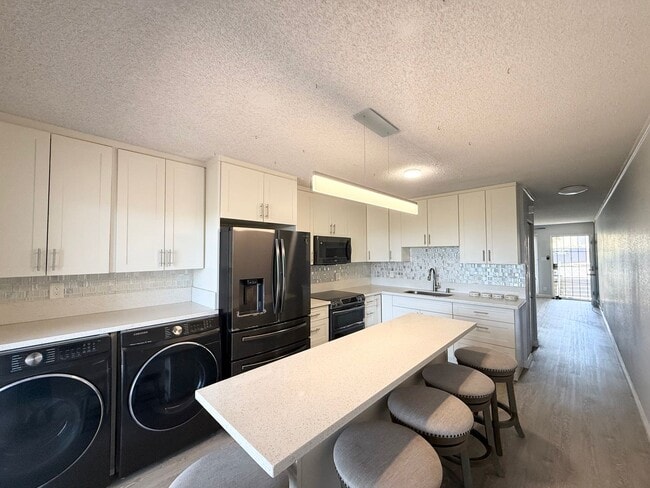 Ridgeway C - 2 bedroom/1 bath Newly Renova... - Ridgeway C - 2 bedroom/1 bath Newly Renova... Unidad B Rental