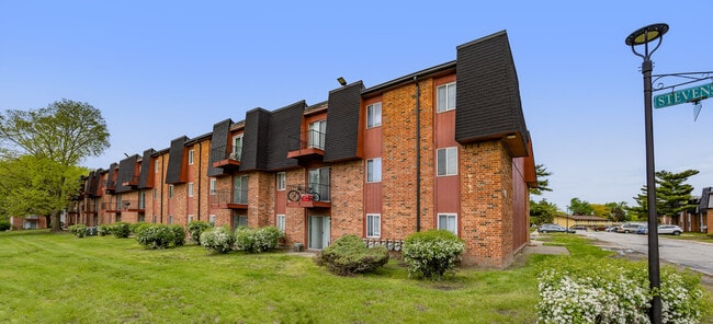 Building Photo - Kennedy Crossing Apartments