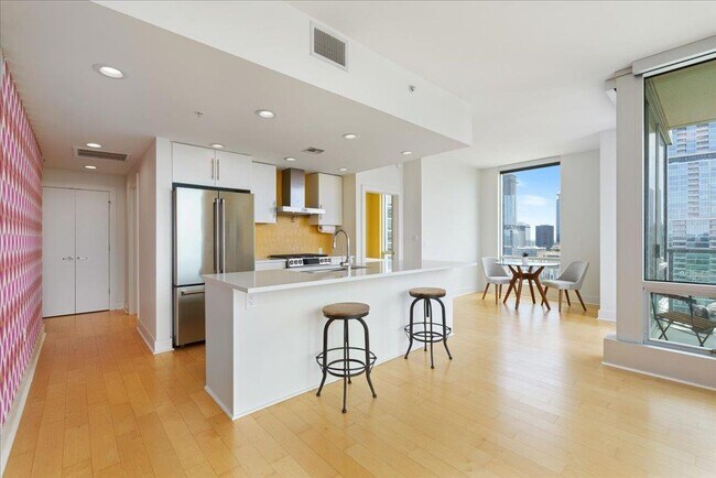 Photo - 300 Bowie St Unit 2303