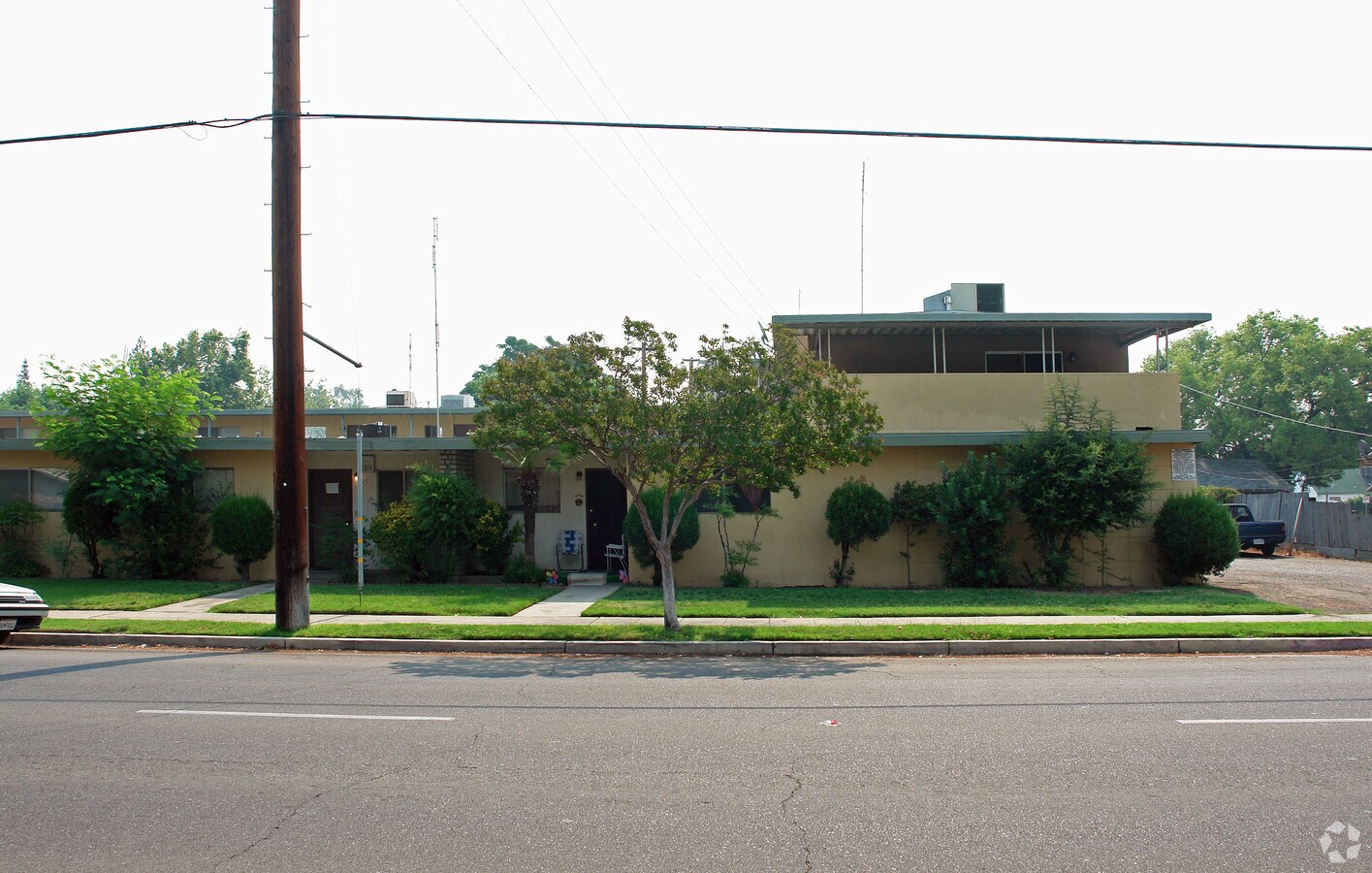 Photo - 2424 N Wishon Ave