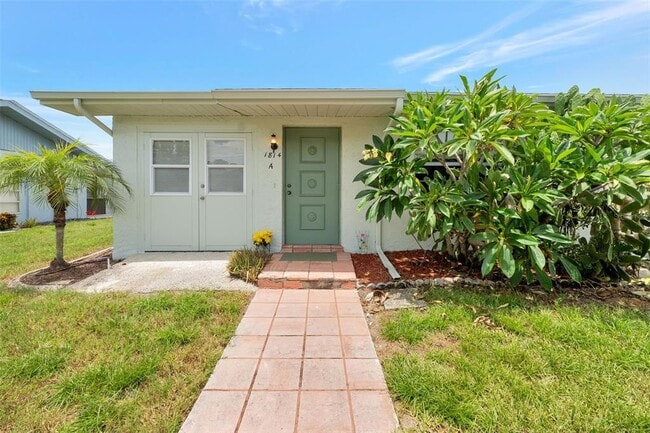 Building Photo - 1814 Fox Hunt Dr Unit A Rental