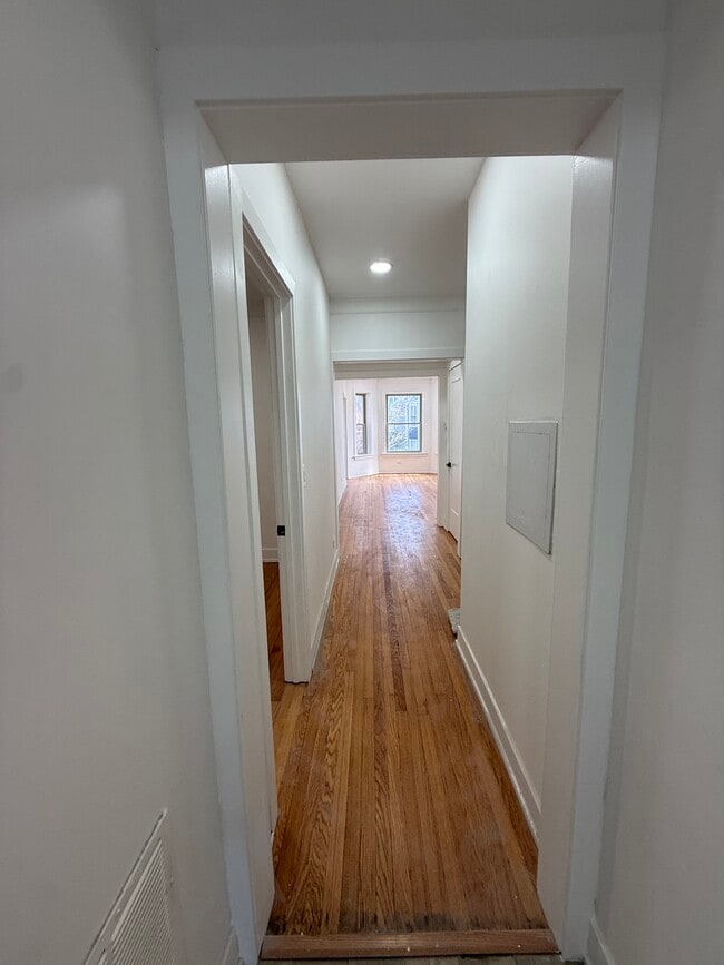 Photo - 3116 N Clifton Ave Unidad 2