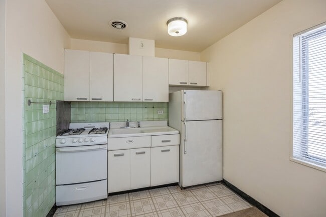 Photo - 148 Ann St Unit 11