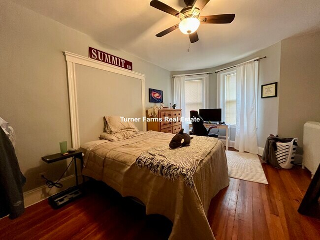 Photo - 19 Netherlands Rd Unidad 1