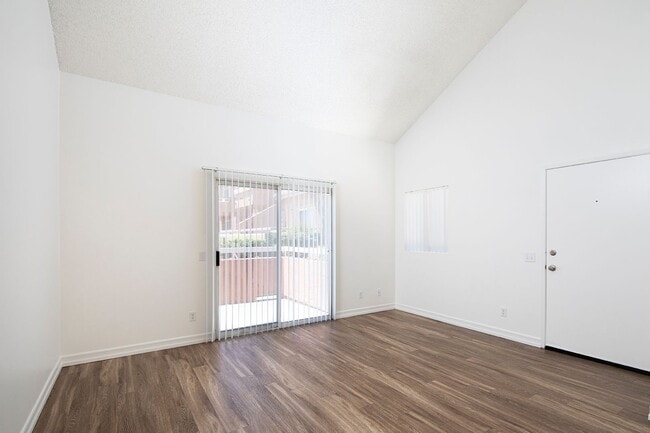 Photo - Copper Hill Apartments