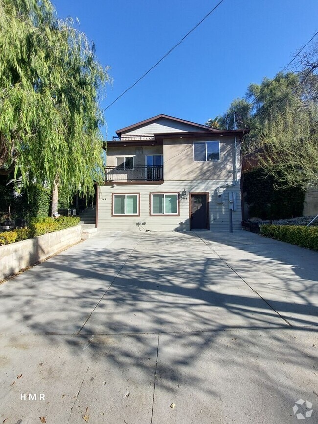 Building Photo - Brand new studio in LA Rental