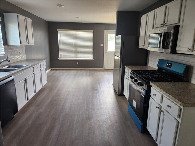 Photo - 26611 Wilderye Cv Ln