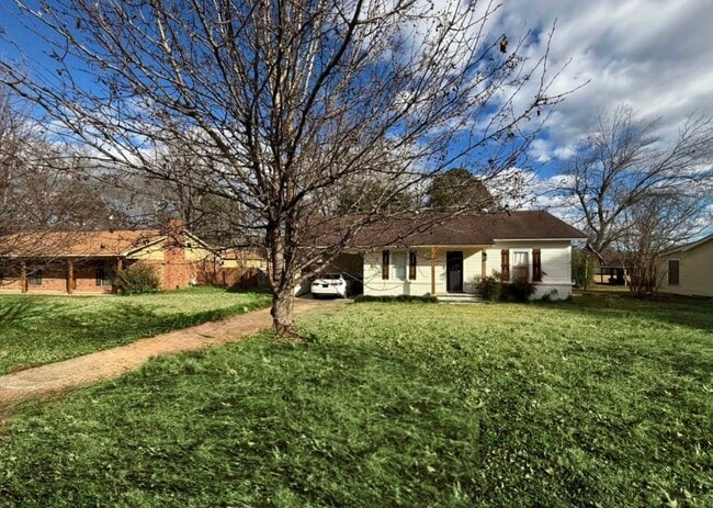 Photo - 119 S Mcsweyn Pl House