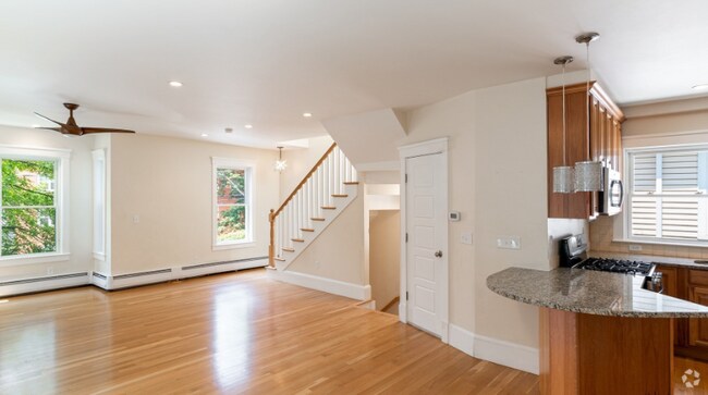 Building Photo - 55 Magee St Unit 55 Rental