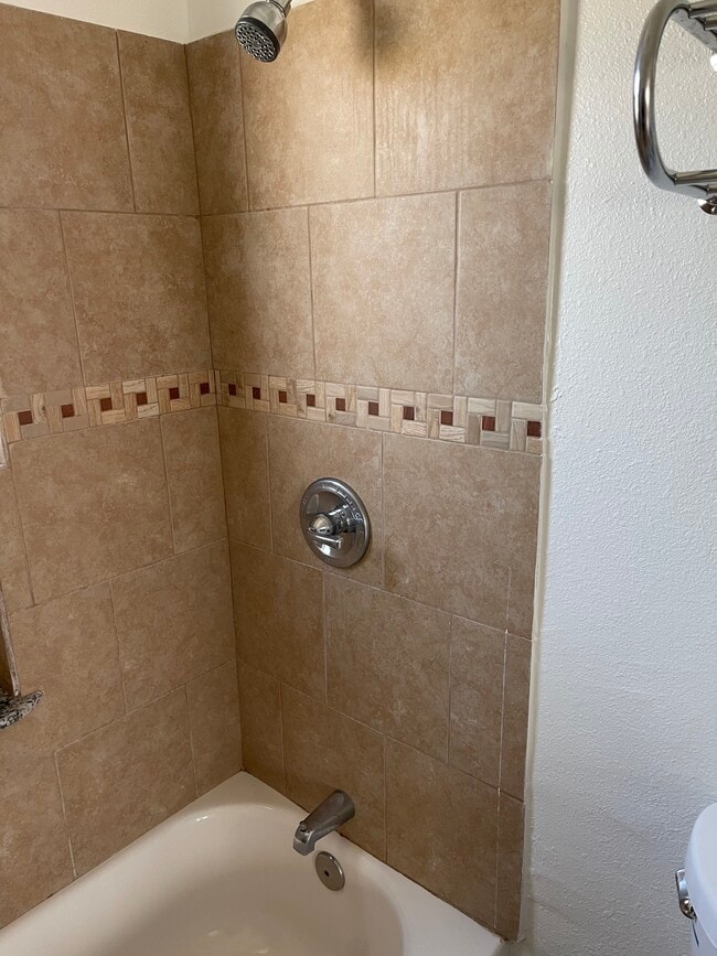Photo - 3043 Franklin Ave Unit 3043