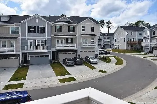 Building Photo - 2230 Chattering Lory Ln Unit #1