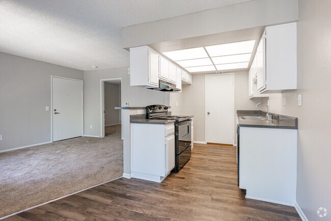 Interior Photo - Soldano Senior Village Rental