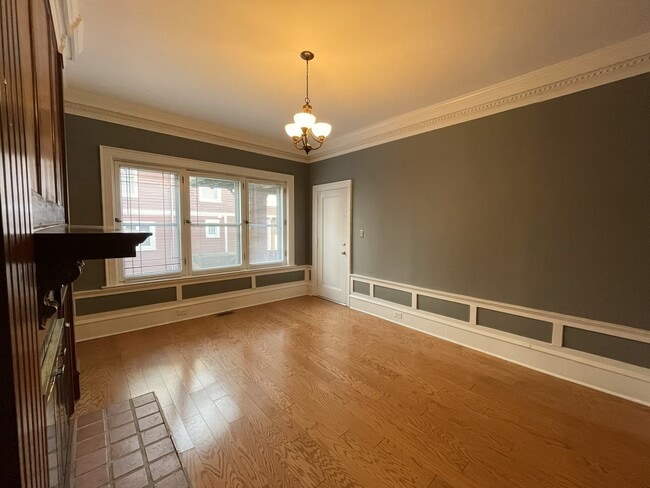 Living Room - 524 W Church St Unit B