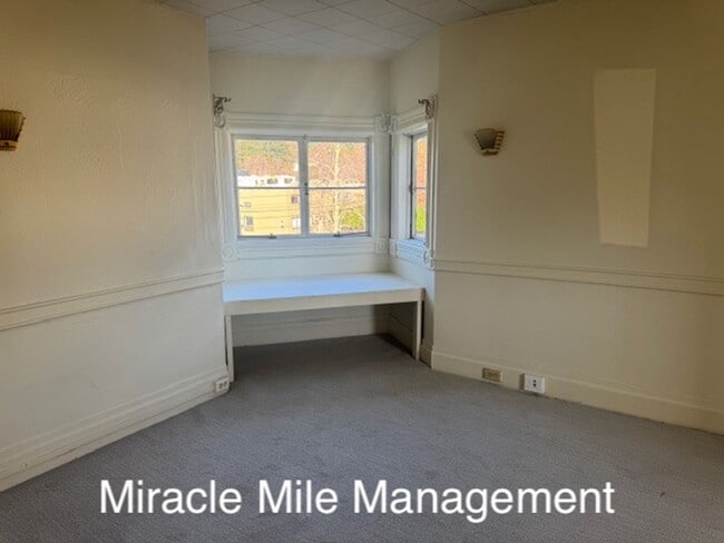 Building Photo - library Unit UPPER