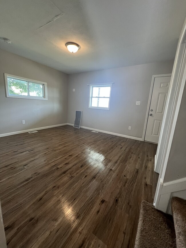 Photo - 454 Kling St