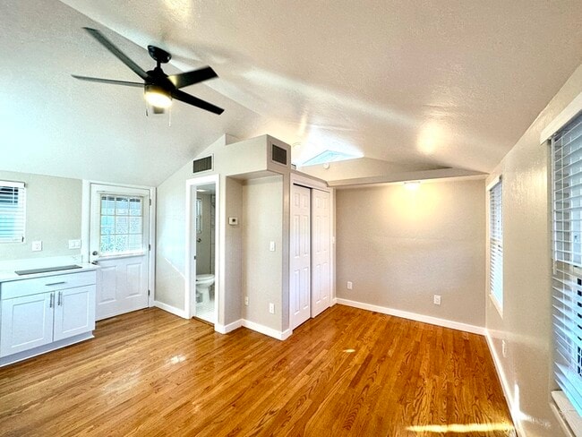 Photo - Renovated Studio with Front and Back Yard!...