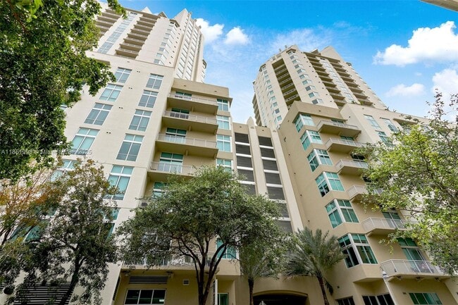 Building Photo - 9055 SW 73rd Ct Unit 1710 Rental