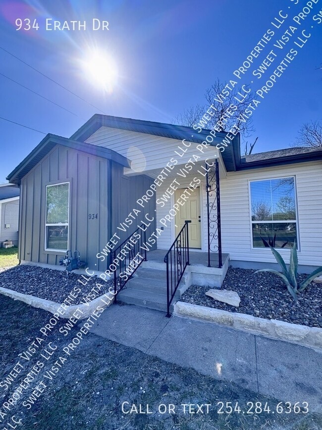Photo - 934 Erath Dr