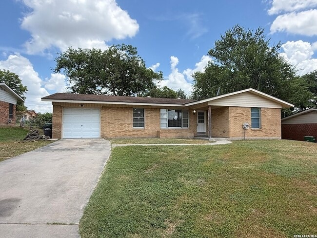 Building Photo - 4410 Trailwood Dr
