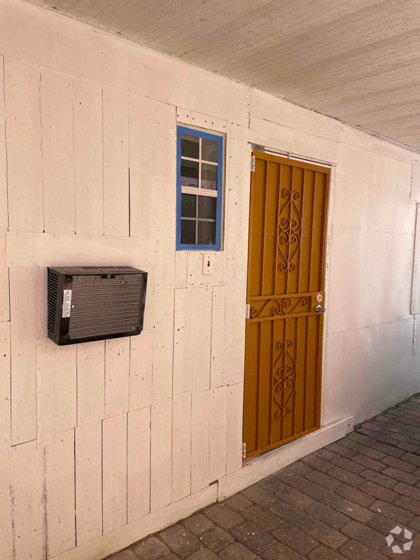 Building Photo - 3131 W 16th Ave Rental