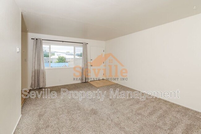 2950 Stanton St Unit D